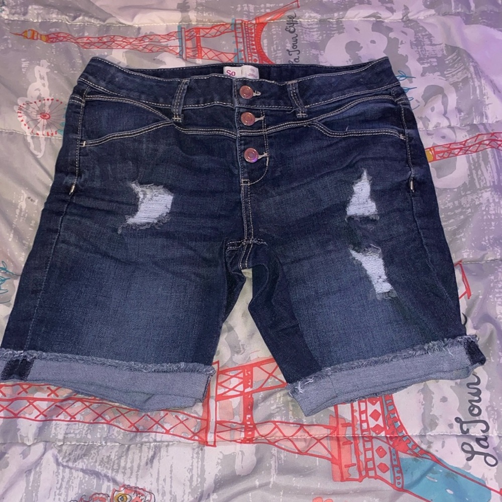 Ripped shorts